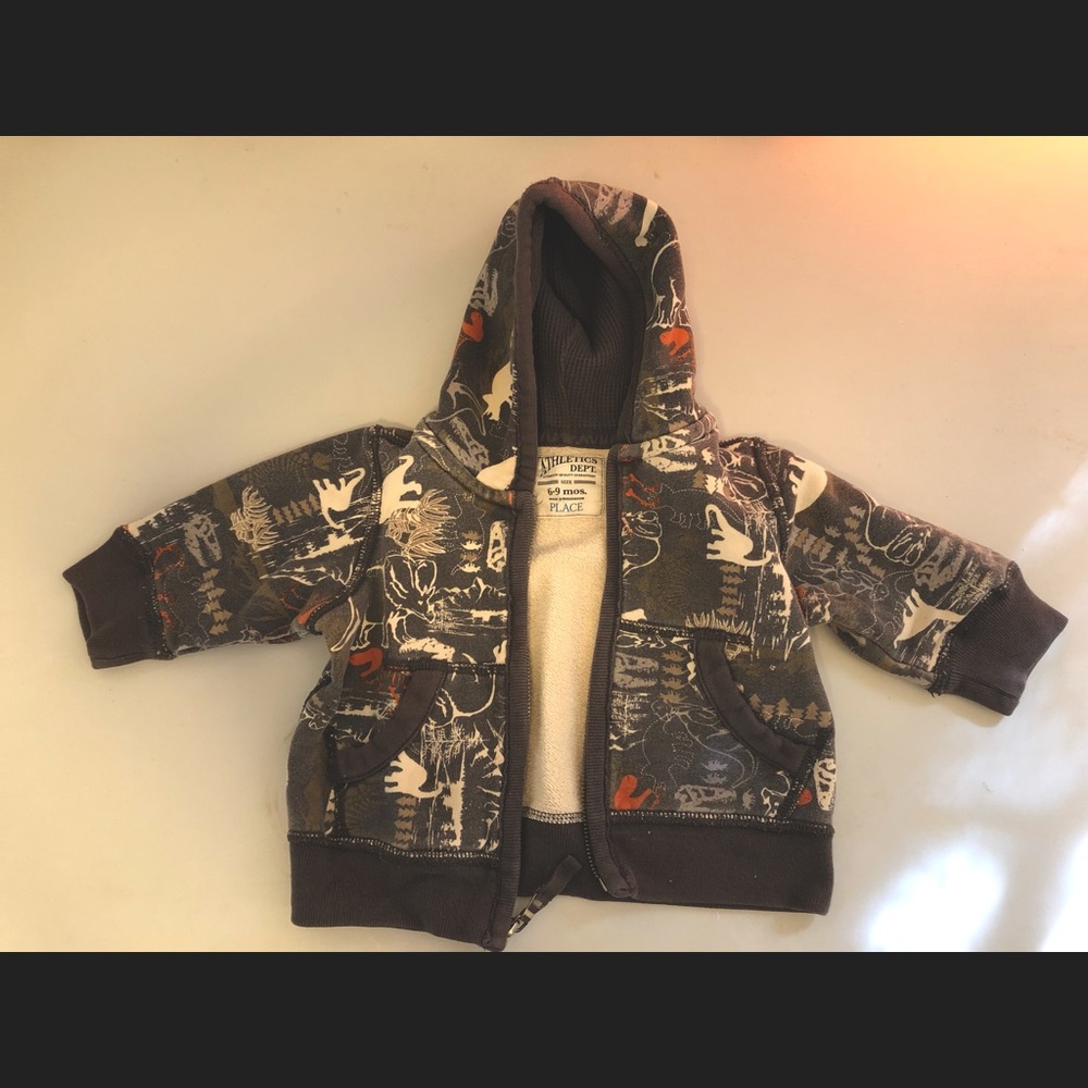 PLACE Infant 6-9mos. dinosaur print jacket. 🦕 🦖